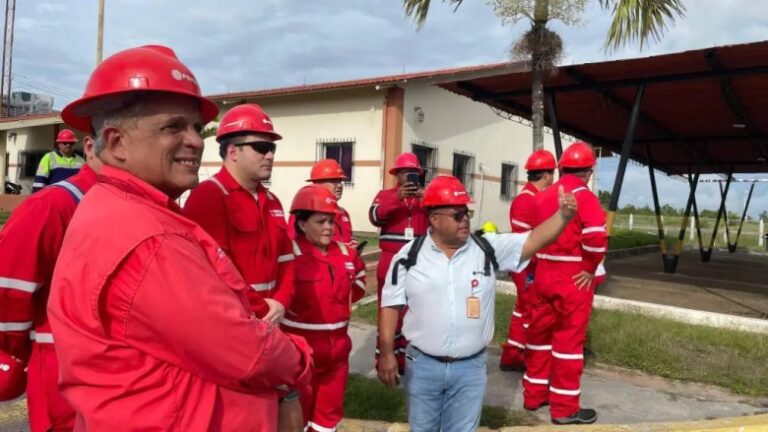 Pdvsa paraliza operaciones en planta de Monagas tras explosión de ducto